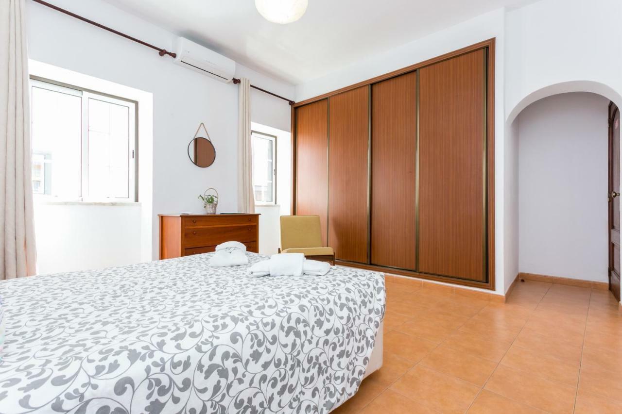 לאגוּ‏ש 3 Marias Garden House B&B מראה חיצוני תמונה