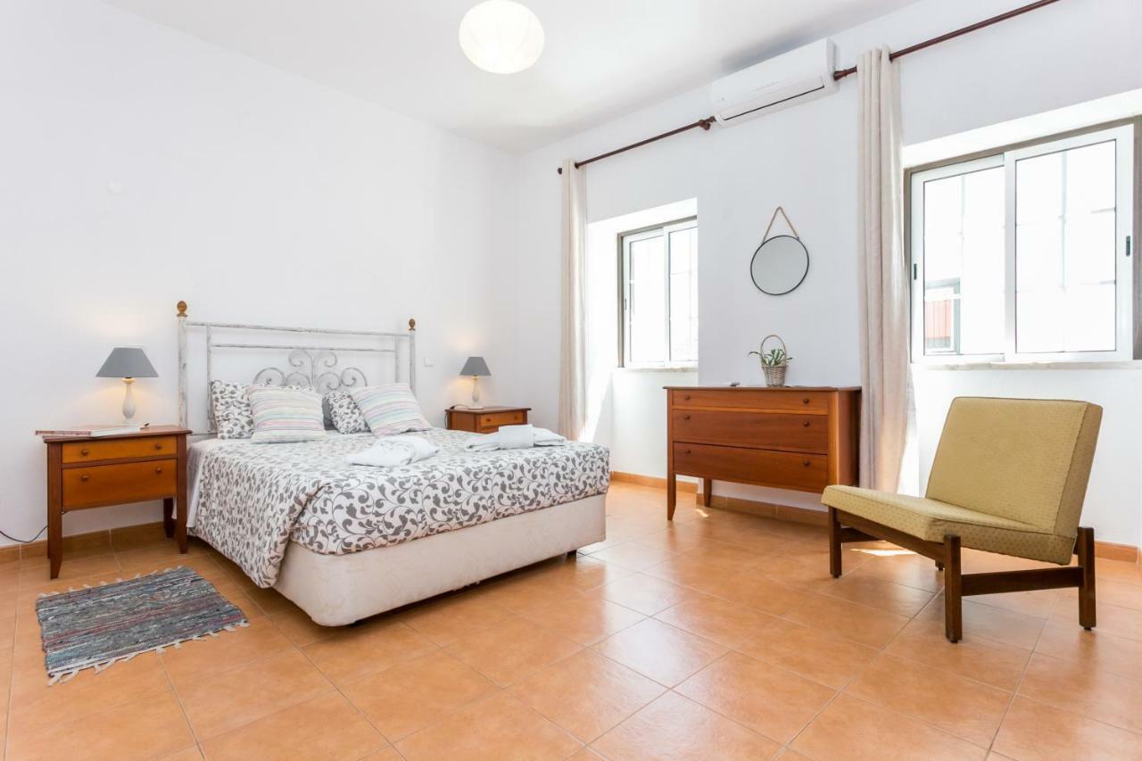 לאגוּ‏ש 3 Marias Garden House B&B מראה חיצוני תמונה