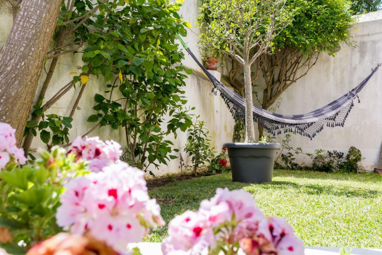 לאגוּ‏ש 3 Marias Garden House B&B מראה חיצוני תמונה