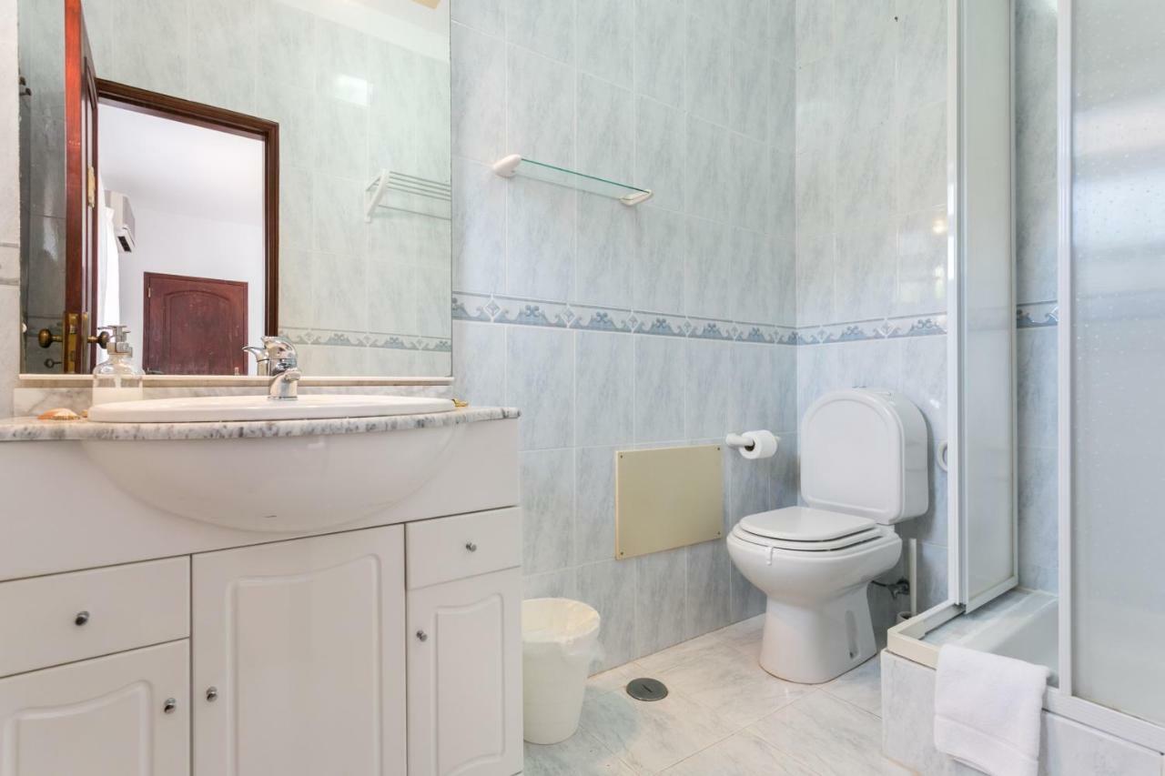 לאגוּ‏ש 3 Marias Garden House B&B מראה חיצוני תמונה
