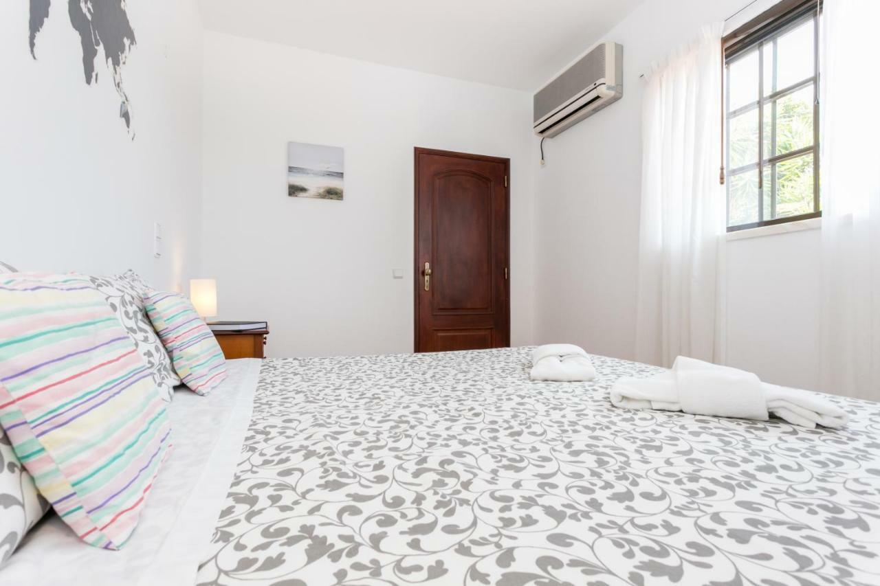 לאגוּ‏ש 3 Marias Garden House B&B מראה חיצוני תמונה