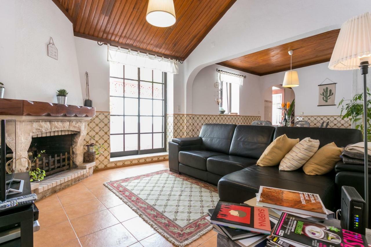 לאגוּ‏ש 3 Marias Garden House B&B מראה חיצוני תמונה