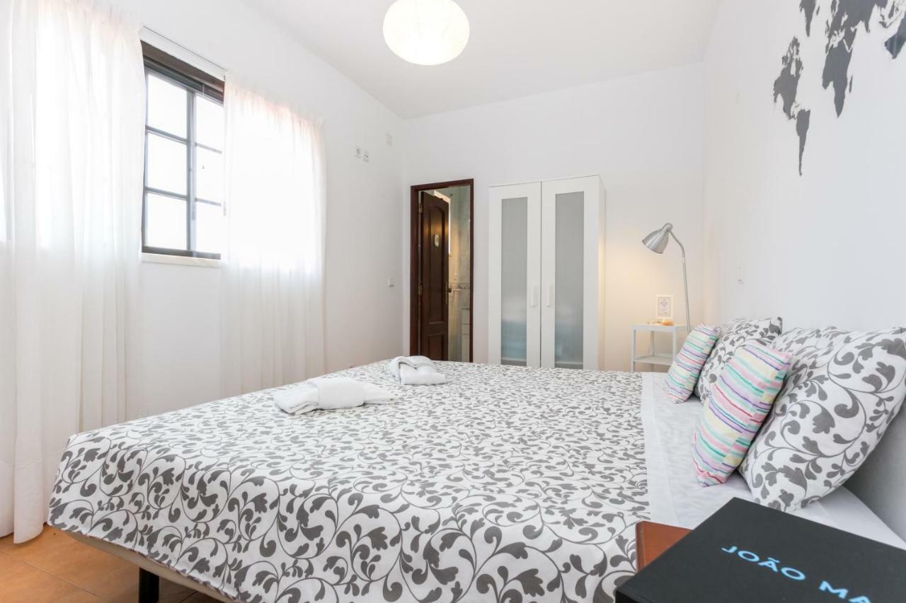 לאגוּ‏ש 3 Marias Garden House B&B מראה חיצוני תמונה